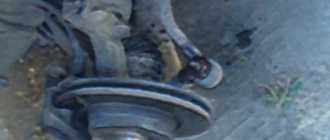 Замена рулевой тяги и наконечников Рено Логан своими руками: видео инструкция
