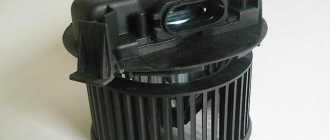 Не работает печка Рено Сандеро: замена вентилятора отопителя, где находится